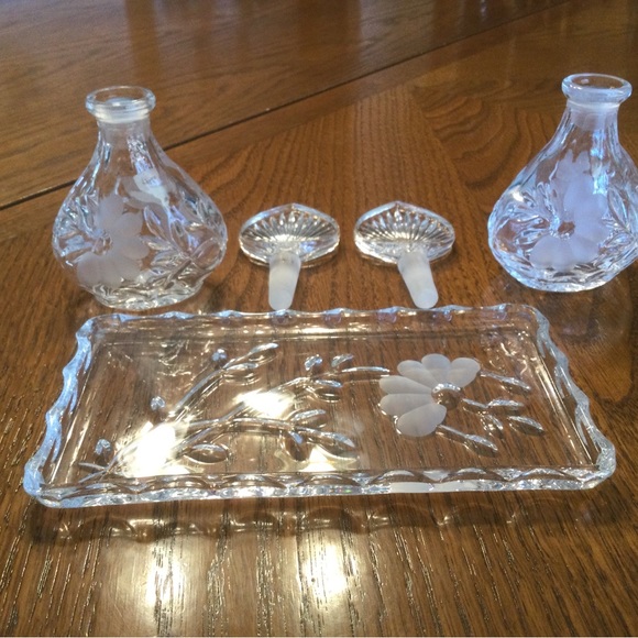 5 Piece Vintage 1980s Princess House Lead Crystal Vanity Set - Picture 2 of 5